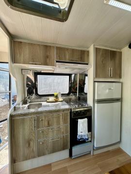 Camperización de Camionetas: Convertí tu Vehículo en un Hogar Sobre Ruedas